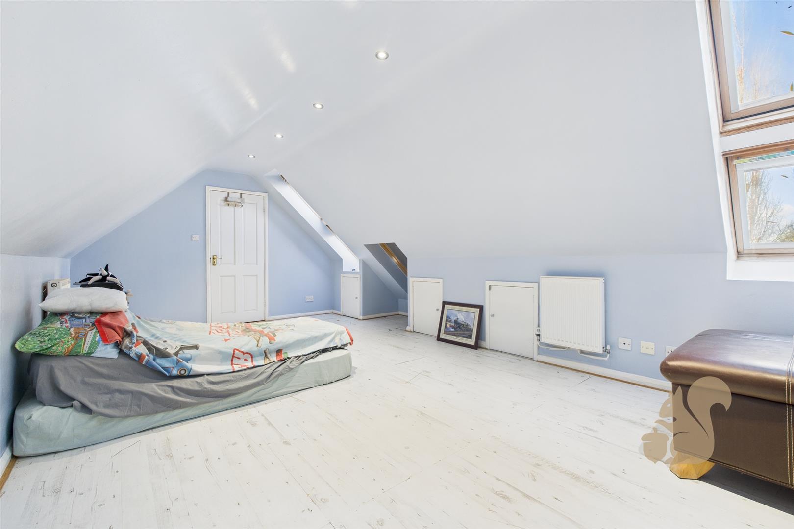 MAIN BEDROOM BUNGALOW